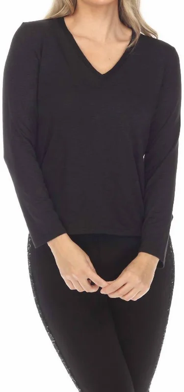 Women's Versatile Apparel Long Sleeve V Neck Tee In Black