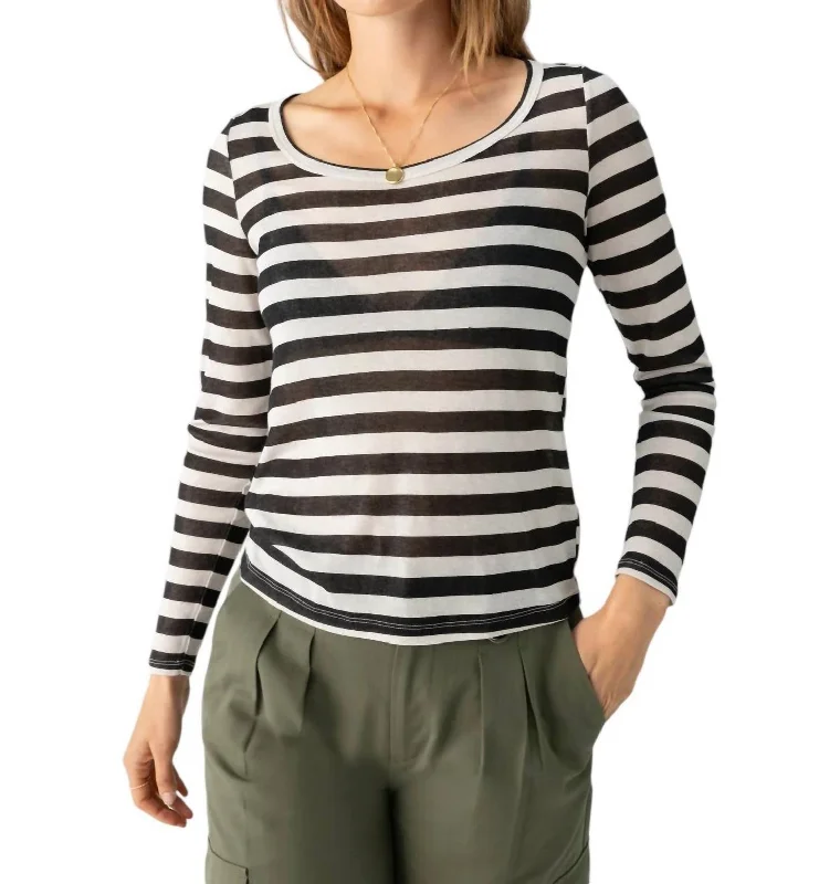 Women's Clothes For Work Events Keep It Simple Tee In Toasted Almond Black