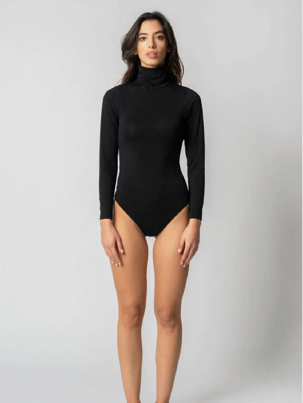 Plus-Size Women's Garments Lyocell Longsleeve Turtleneck Bodysuit | Black