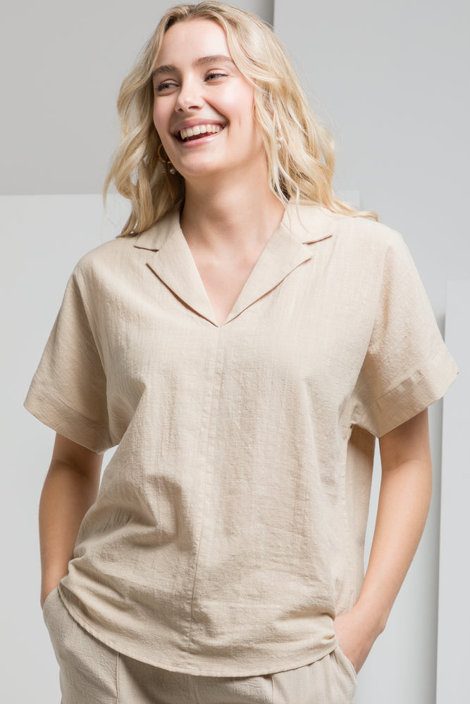 Women's Work Apparel V-Neck Short Sleeve Top Natural