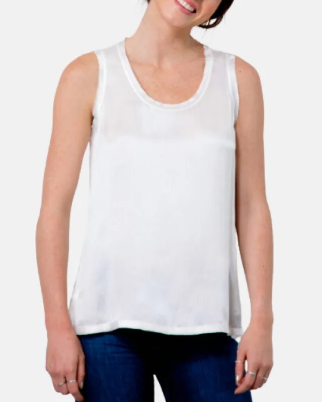 Women's Seasonal Clothing Sleeveless Muscle Tee In White