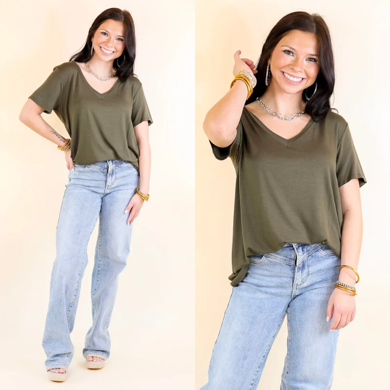 Women's Elegant Evening Attire It's That Simple Solid V Neck Tee in Olive Green