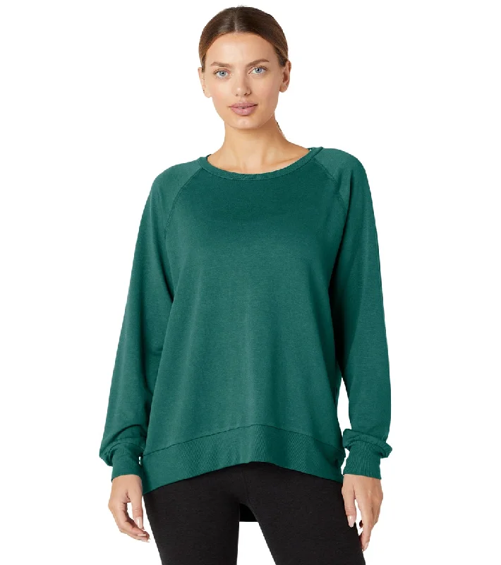 Modern Women's Apparel Beyond Yoga Cozy Fleece Saturday Oversized Pullover